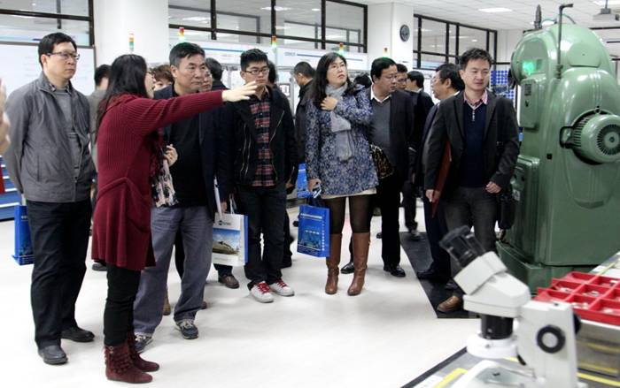说明:http://www.sxpi.edu.cn/_mediafile/sxpi/2014/11/08/1eanfrvzek.jpg
